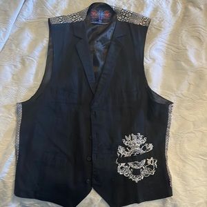 English Laundry silk backed designer vest size Large